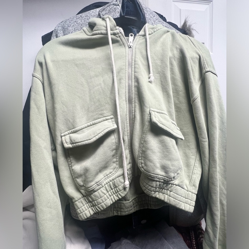 Aerie are cropped Sage Green Zip-Up Hoodie xs lounge oversized chic comfy - Picture 3 of 9
